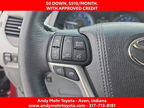 Used 2017 Toyota Sienna XLE Premium image 16