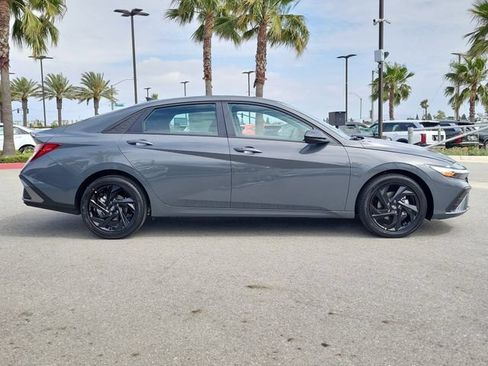 New 2026 Hyundai Elantra Sport FWD image 29