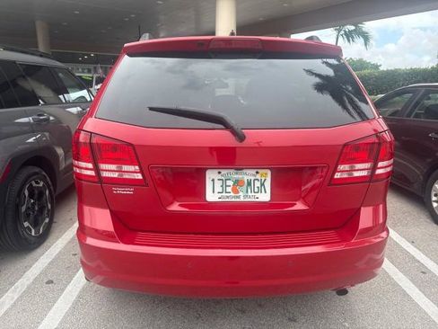 Used 2020 Dodge Journey SE w/ SE Popular Equipment Group FWD image 9