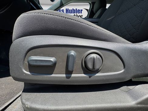 Used 2022 Chevrolet Blazer LT FWD image 18