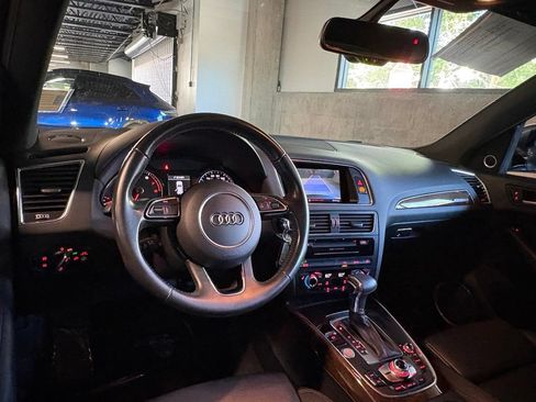 Used 2017 Audi Q5 2.0T Premium Plus AWD/4WD image 14