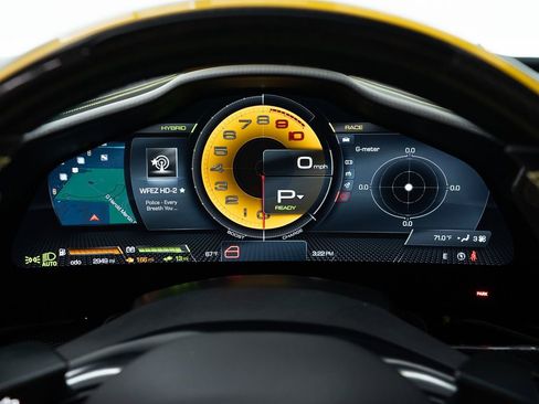 Used 2022 Ferrari SF90 Spider AWD/4WD image 36