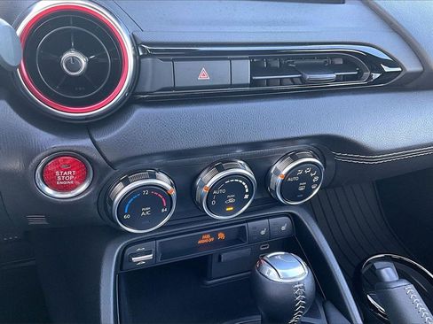 Certified 2024 MAZDA MX-5 Miata RF Grand Touring image 3