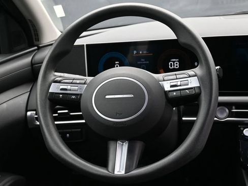 Used 2025 Hyundai Tucson SEL FWD image 13