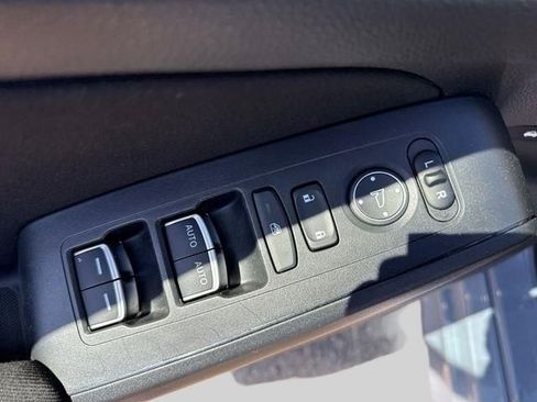 Used 2024 Honda Civic Sport image 5