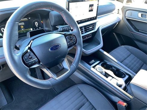 Used 2025 Ford Explorer ST-Line image 20