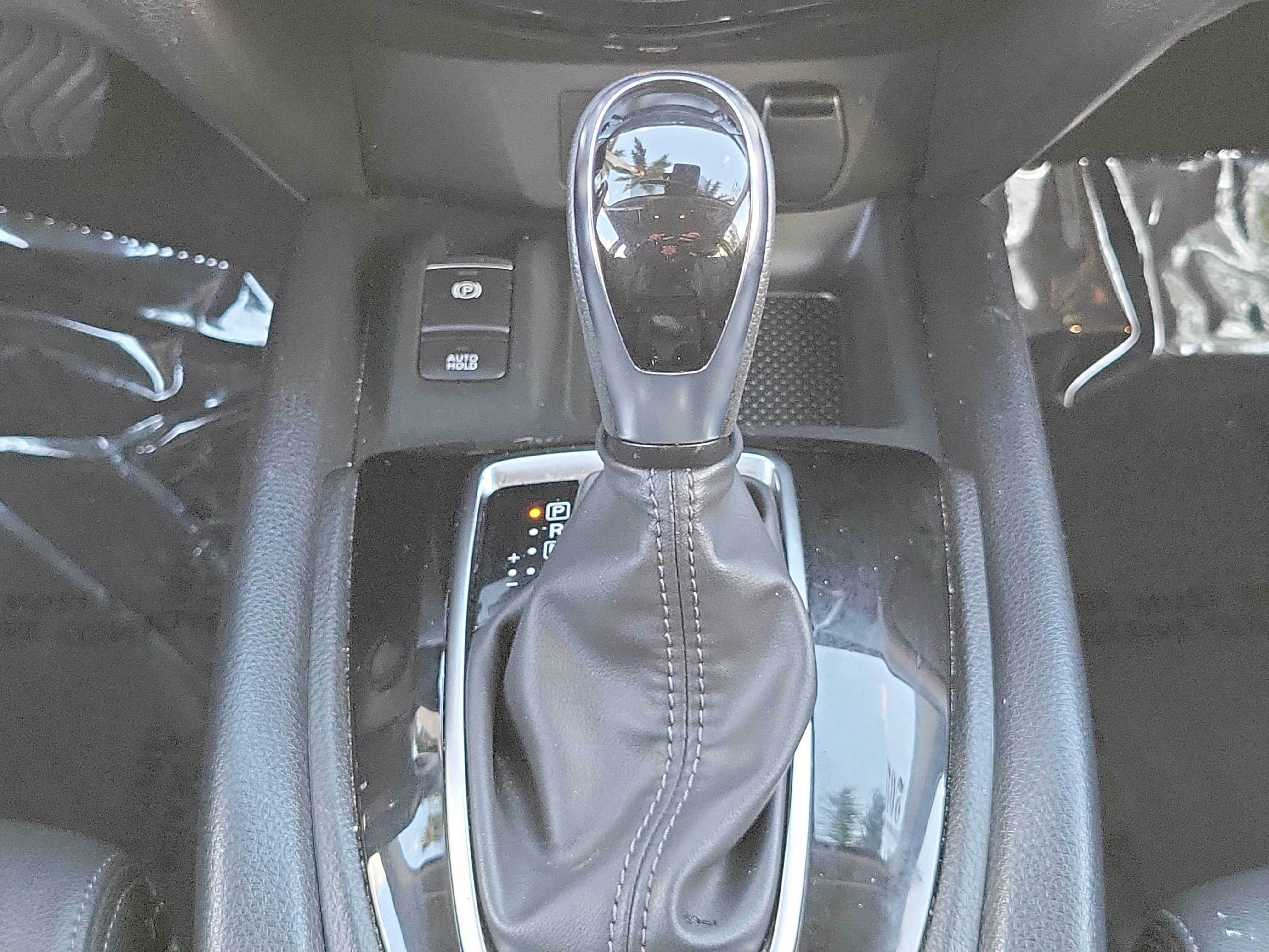 Used 2021 Nissan Rogue Sport SL w/ Premium Package FWD image 15