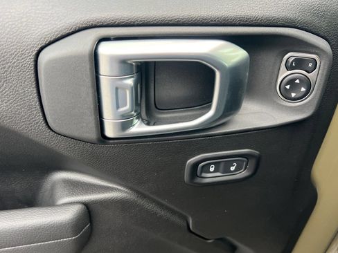 New 2026 Jeep Gladiator Sport AWD/4WD image 7