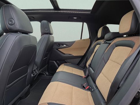 New 2026 Chevrolet Equinox ACTIV w/ Convenience Package III AWD/4WD image 10