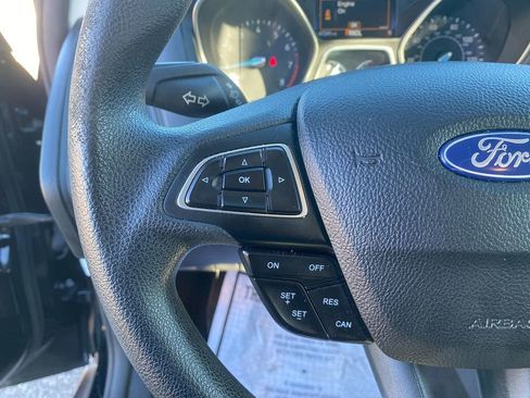 Used 2018 Ford Focus SE image 16