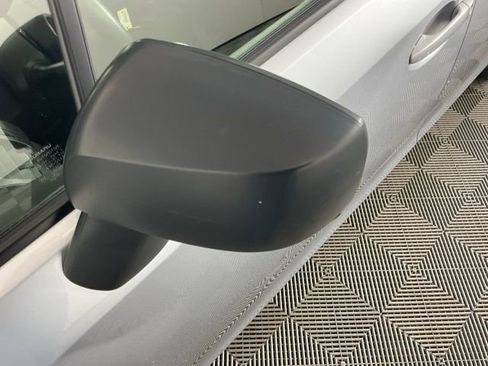 Used 2012 Subaru Impreza 2.0i AWD/4WD image 9