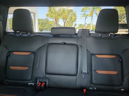 Certified 2021 GMC Sierra 1500 AT4 AWD/4WD image 14