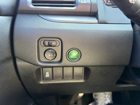 Used 2018 Honda Pilot EX-L image 32