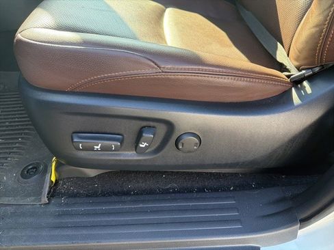 Used 2023 Toyota 4Runner Limited image 7