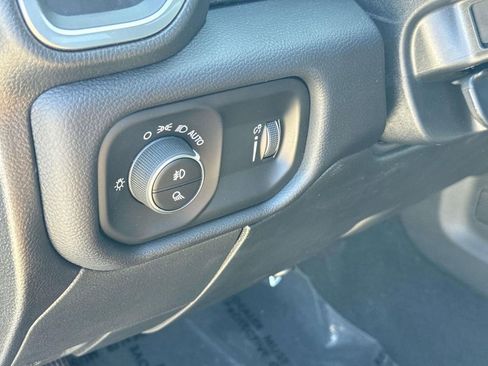 New 2025 RAM 2500 Big Horn AWD/4WD image 25