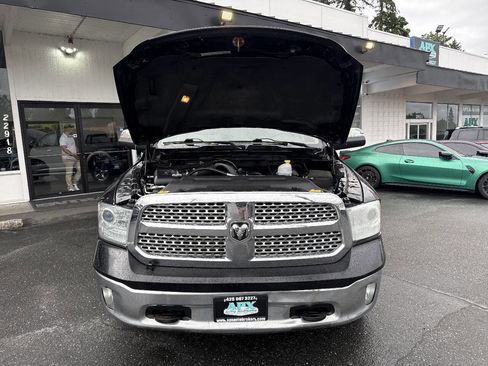 Used 2013 RAM 1500 Laramie w/ Convenience Group AWD/4WD image 13