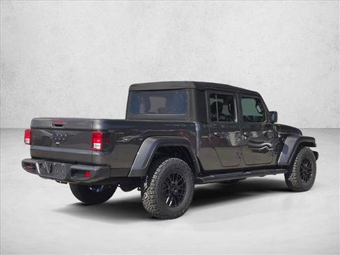 Used 2024 Jeep Gladiator Sport image 5