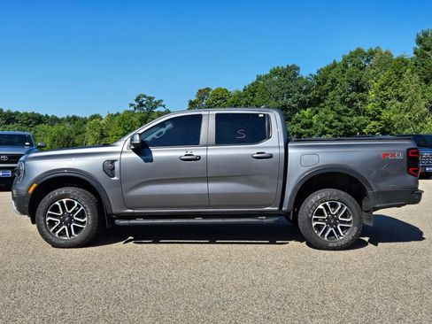 Used 2024 Ford Ranger Lariat w/ FX4 Off-Road Package AWD/4WD image 2
