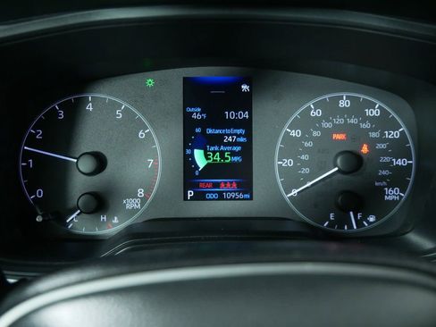 Used 2025 Toyota Corolla SE w/ Convenience Package FWD image 27