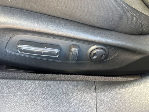Used 2025 Honda Accord SE image 12