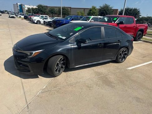 Used 2025 Toyota Corolla FX w/ Convenience Package FWD image 6