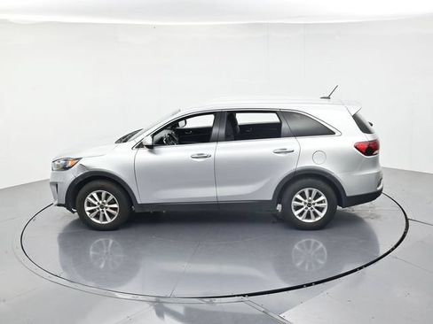 Used 2019 Kia Sorento L FWD image 44