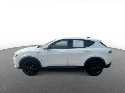 Used 2024 Dodge Hornet GT image 5