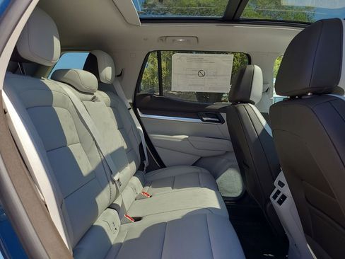 New 2026 GMC Terrain Denali w/ LPO, Black Badging Package image 28