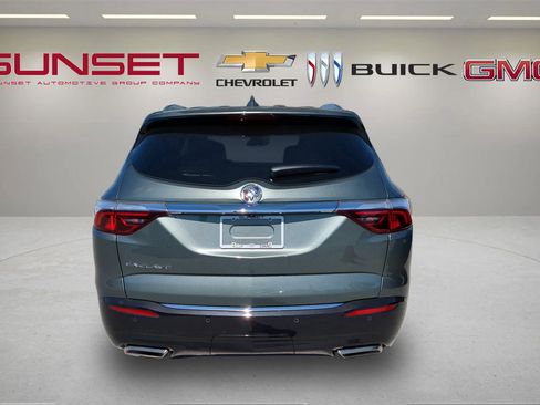 Certified 2023 Buick Enclave Essence image 5