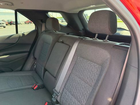 Used 2022 Chevrolet Equinox LT FWD image 14