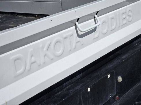 Used 2024 RAM 3500 SLT w/ Quick Order Package 2YG SLT AWD/4WD image 13