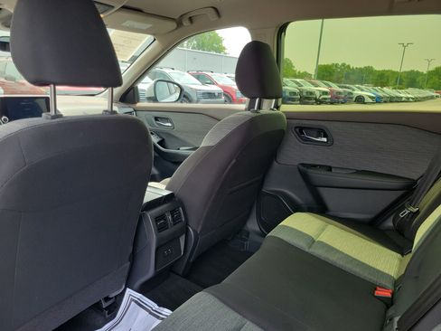 Certified 2023 Nissan Rogue SV AWD/4WD image 14