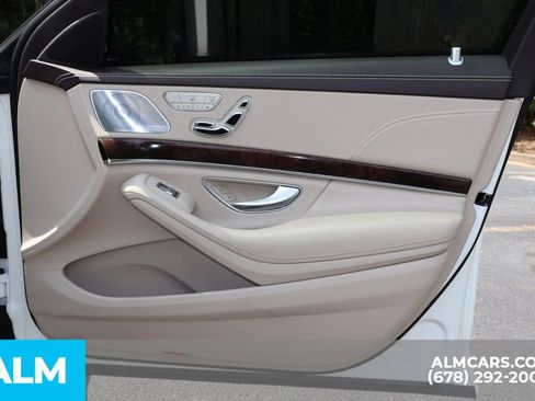 Used 2020 Mercedes-Benz S 560 Sedan w/ AMG Line Exterior image 27