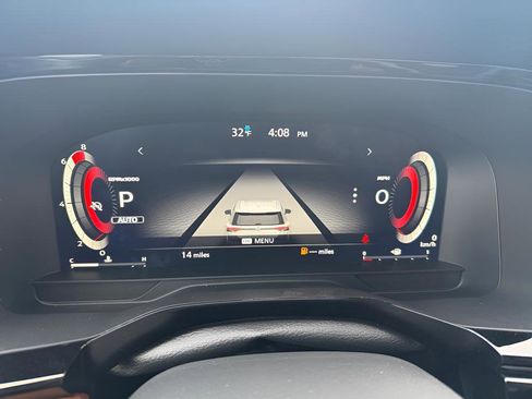 New 2026 Nissan Pathfinder SL image 25