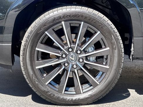 Certified 2024 Lexus GX 550 w/ Accessory Package (Z1) AWD/4WD image 39