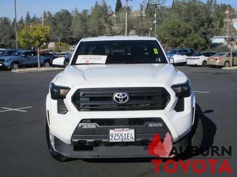 Certified 2025 Toyota Tacoma SR5 image 21