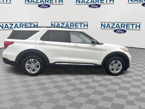 Used 2023 Ford Explorer XLT w/ Equipment Group 202A image 8