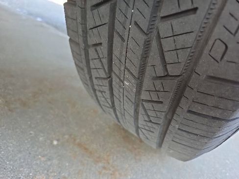 Used 2020 Buick Enclave Essence FWD image 65