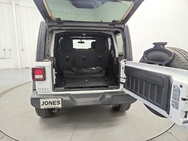Used 2023 Jeep Wrangler Unlimited Sport AWD/4WD image 21