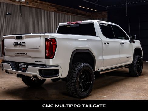 Used 2025 GMC Sierra 1500 Denali w/ Denali Reserve Package AWD/4WD image 10
