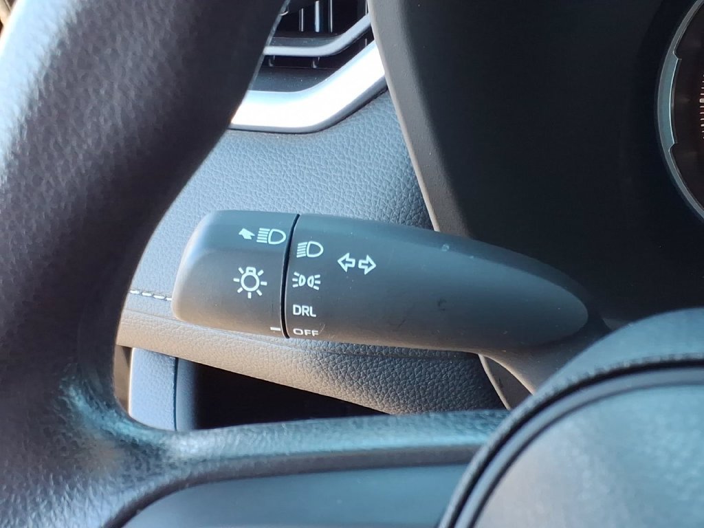 Certified 2025 Toyota RAV4 LE FWD image 15