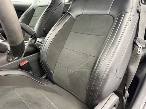 Used 2017 Ford Mustang Shelby GT350 image 65