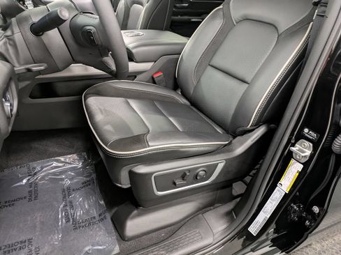 Used 2025 RAM 1500 Laramie w/ Bed Utility Group AWD/4WD image 11
