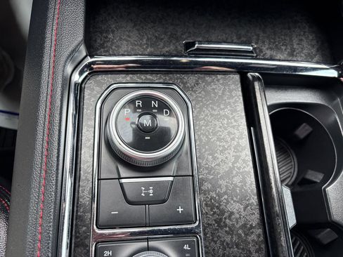 Used 2023 Ford Expedition Max Limited image 25