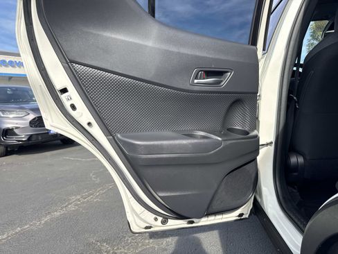 Used 2020 Toyota C-HR LE image 24