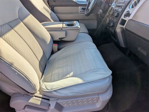 Used 2010 Ford F150 XLT image 18