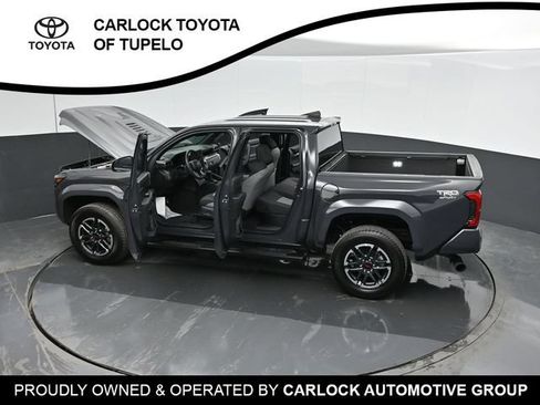 Used 2025 Toyota Tacoma TRD Sport AWD/4WD image 50