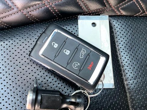 Used 2022 Jeep Grand Cherokee Summit AWD/4WD image 15