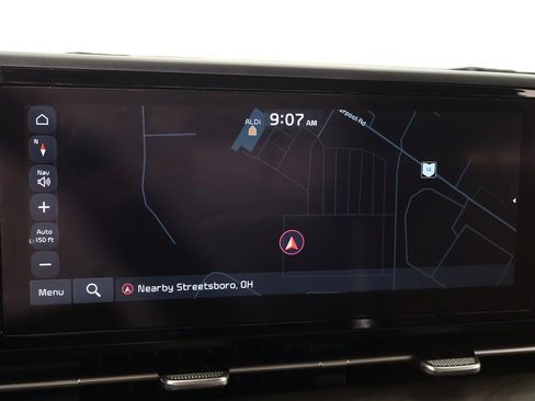 Used 2024 Kia Carnival EX image 47