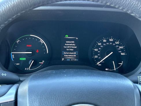 Used 2024 Toyota Sienna XLE image 27